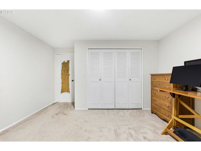 1180 Koffler Ave, Woodburn, OR 97071