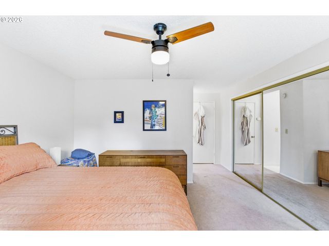 1180 Koffler Ave, Woodburn, OR 97071