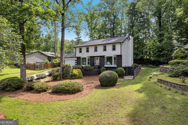 529 GREYSTONE Trail, Marietta, GA 30068