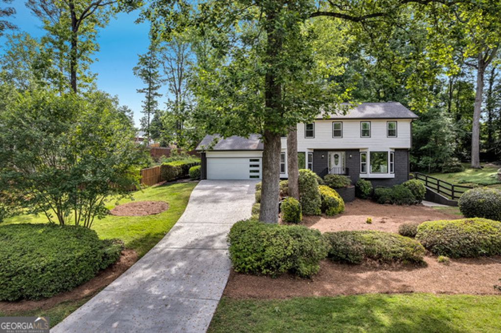 529 GREYSTONE Trail, Marietta, GA 30068