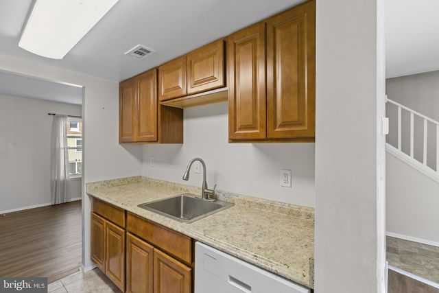 1826 JAYBIRD CT, Severn, MD 21144