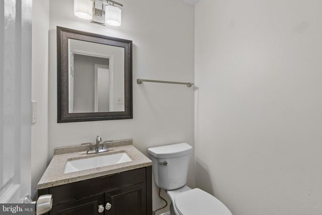 1826 JAYBIRD CT, Severn, MD 21144