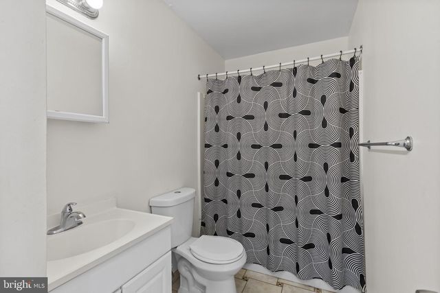 1826 JAYBIRD CT, Severn, MD 21144