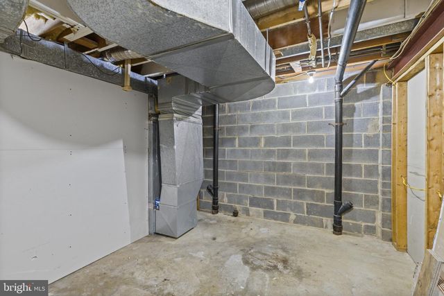 1826 JAYBIRD CT, Severn, MD 21144