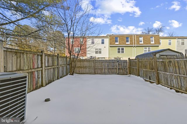 1826 JAYBIRD CT, Severn, MD 21144