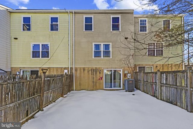 1826 JAYBIRD CT, Severn, MD 21144