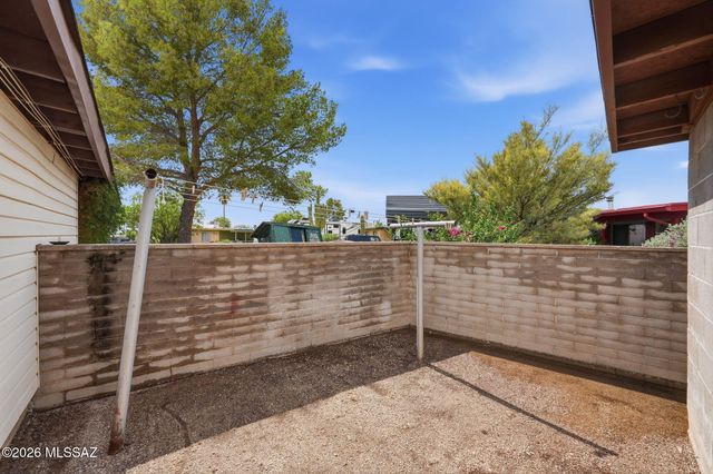 7381 E Stella Road, Tucson, AZ 85730