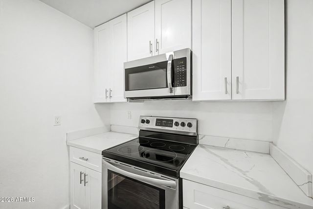 1916 W MORNINGSIDE Drive 66, Phoenix, AZ 85023