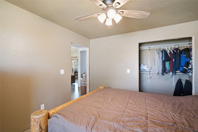1017 County Road 4699, Boyd, TX 76023