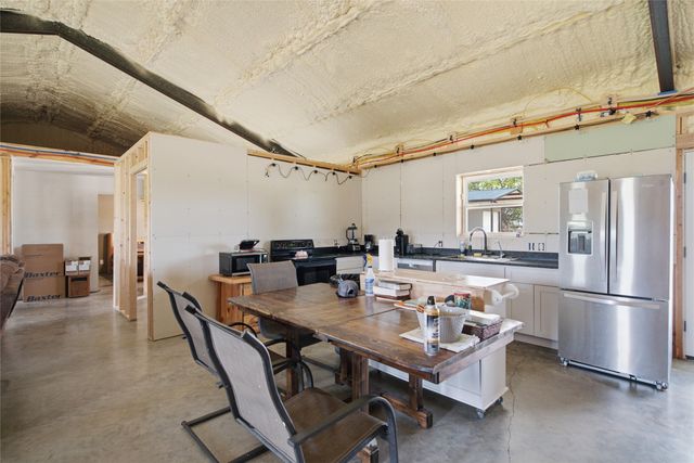 1017 County Road 4699, Boyd, TX 76023