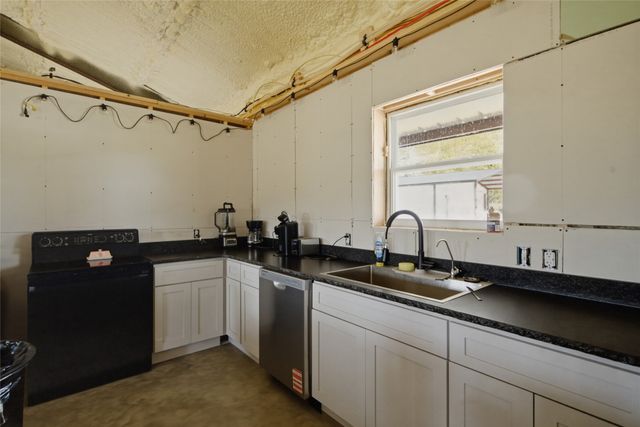1017 County Road 4699, Boyd, TX 76023