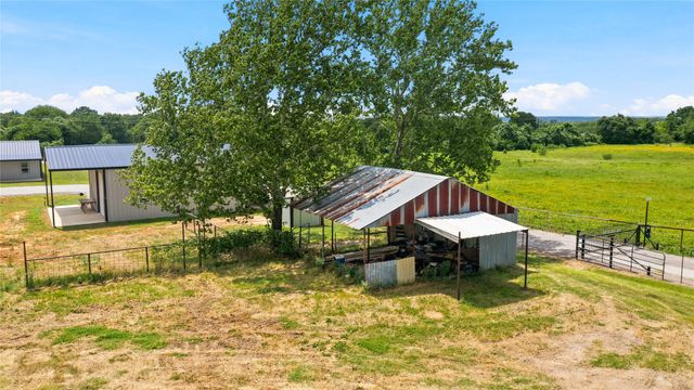 1017 County Road 4699, Boyd, TX 76023