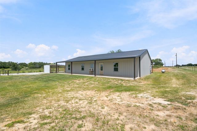 1017 County Road 4699, Boyd, TX 76023