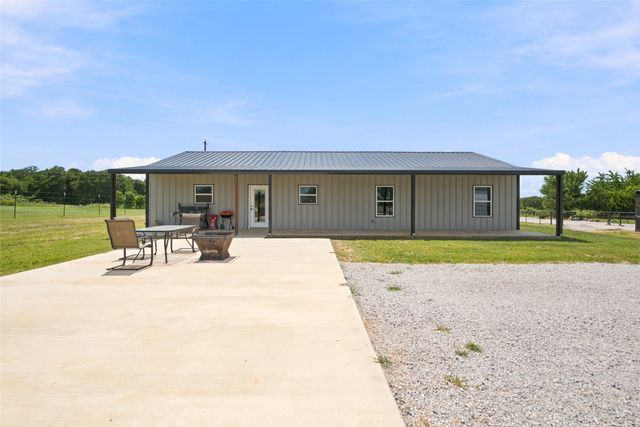 1017 County Road 4699, Boyd, TX 76023