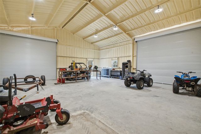 1017 County Road 4699, Boyd, TX 76023