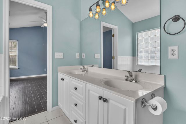 4900 Merlot Court, Wilmington, NC 28409