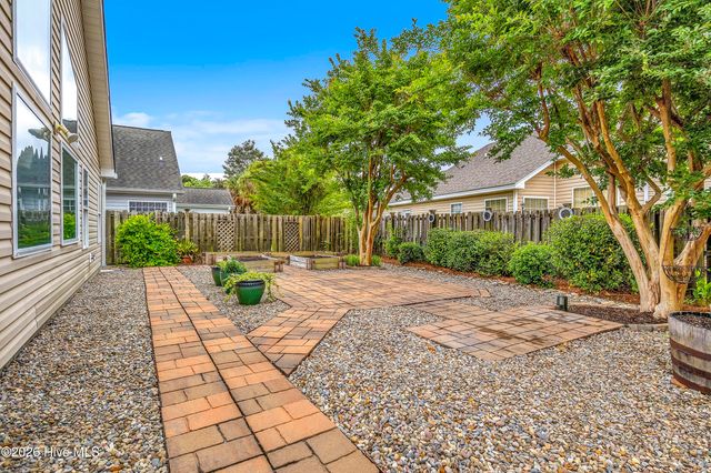 4900 Merlot Court, Wilmington, NC 28409