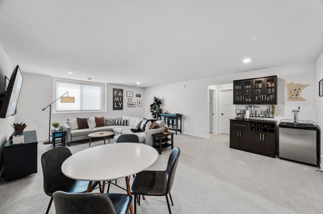 2301 Keystone Avenue NE, Saint Michael, MN 55376