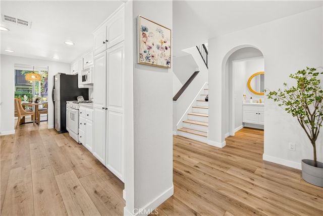 5612 Las Virgenes 37, Calabasas, CA 91302