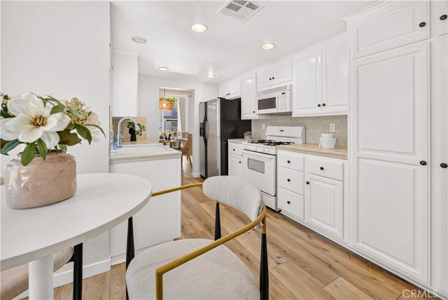 5612 Las Virgenes 37, Calabasas, CA 91302