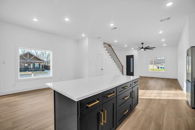 305 Eggar Street, Waxahachie, TX 75165