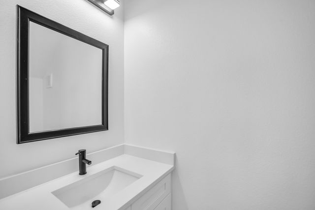 305 Eggar Street, Waxahachie, TX 75165