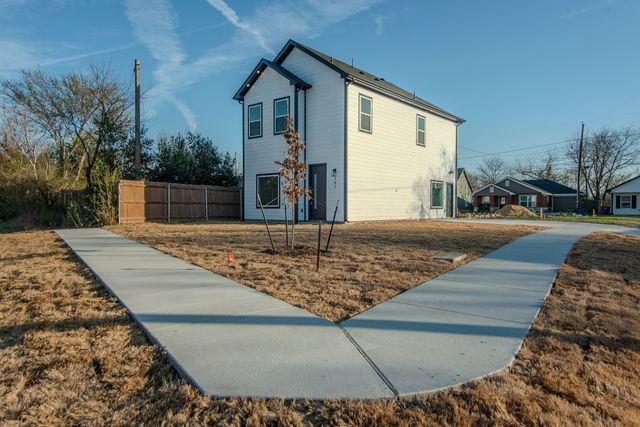 305 Eggar Street, Waxahachie, TX 75165