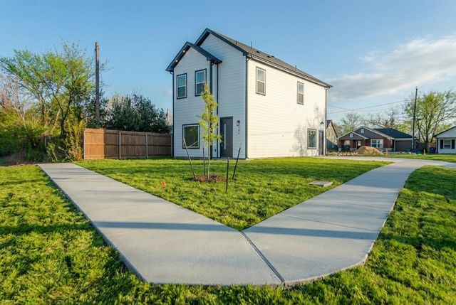 305 Eggar Street, Waxahachie, TX 75165