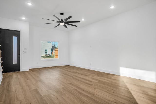 305 Eggar Street, Waxahachie, TX 75165