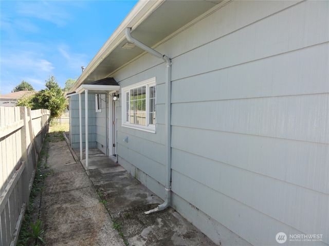1101 S 72nd Street, Tacoma, WA 98408