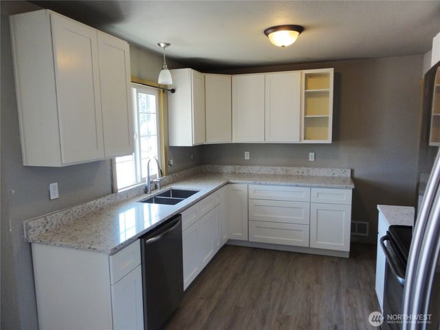 1101 S 72nd Street, Tacoma, WA 98408