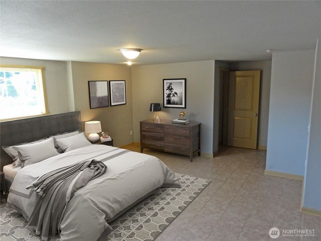 1101 S 72nd Street, Tacoma, WA 98408