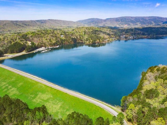 308 Pinebrook Drive, Waleska, GA 30183