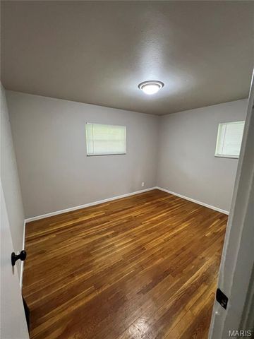 127 Ben Nevis Road, Unincorporated, MO 63137