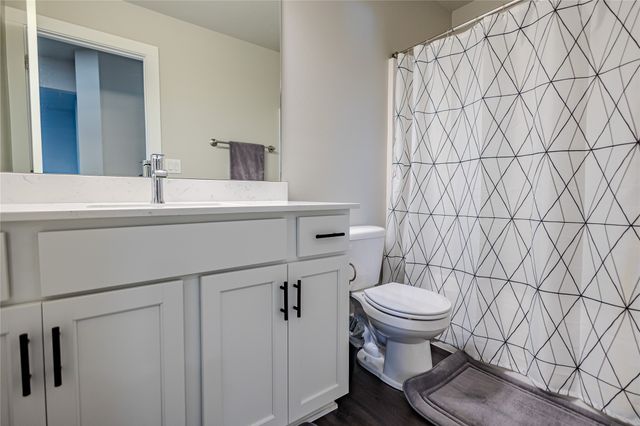 17118 Blue Sage Lane, Urbandale, IA 50323