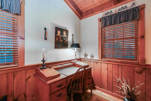3 Garvin Road, Derry, NH 03038