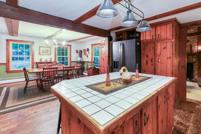 3 Garvin Road, Derry, NH 03038