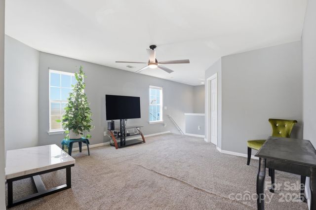 5825 Brookfield Pointe Drive, Charlotte, NC 28216