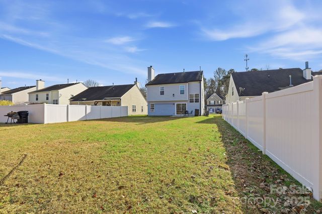 5825 Brookfield Pointe Drive, Charlotte, NC 28216