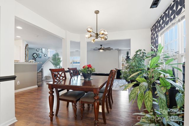 5825 Brookfield Pointe Drive, Charlotte, NC 28216