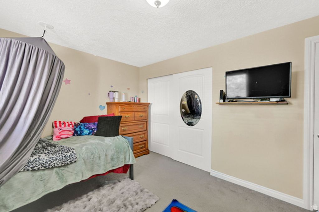 Image 17 of property listing at 846 S 1625 E #C, Clearfield, UT 84015