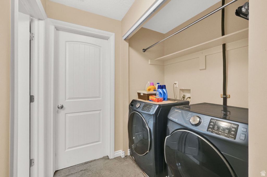 Image 21 of property listing at 846 S 1625 E #C, Clearfield, UT 84015