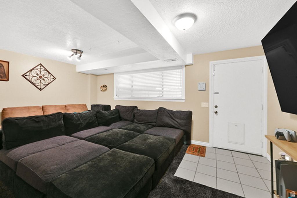 Image 23 of property listing at 846 S 1625 E #C, Clearfield, UT 84015