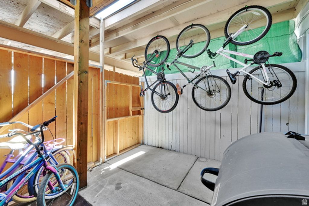 Image 29 of property listing at 846 S 1625 E #C, Clearfield, UT 84015