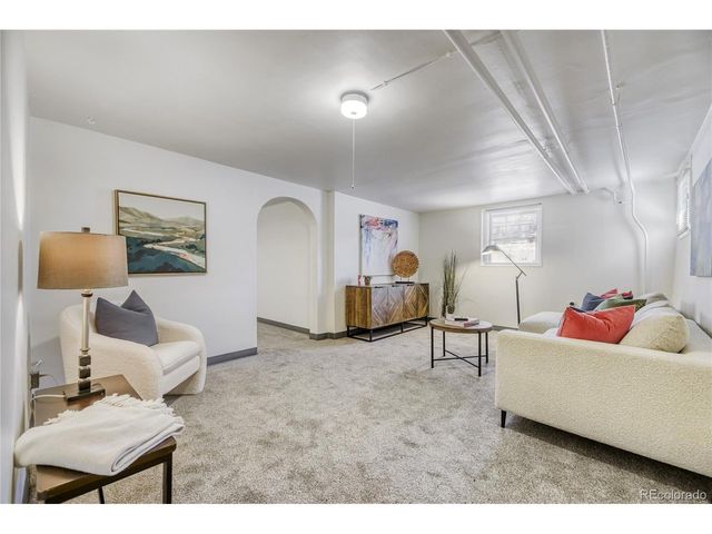 355 S Clarkson St, Denver, CO 80209