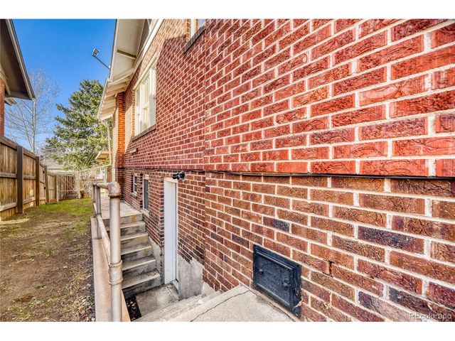 355 S Clarkson St, Denver, CO 80209