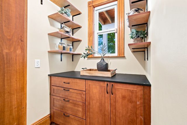 9 Varney St 2, Boston, MA 02130