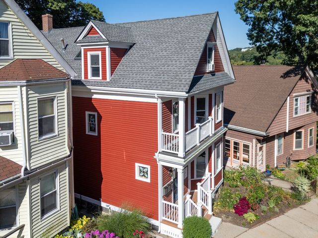 9 Varney St 2, Boston, MA 02130