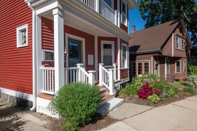 9 Varney St 2, Boston, MA 02130