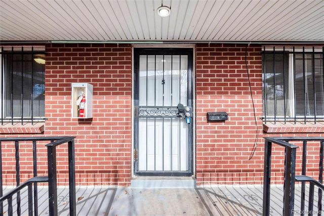 1634 Boston Street, Aurora, CO 80010